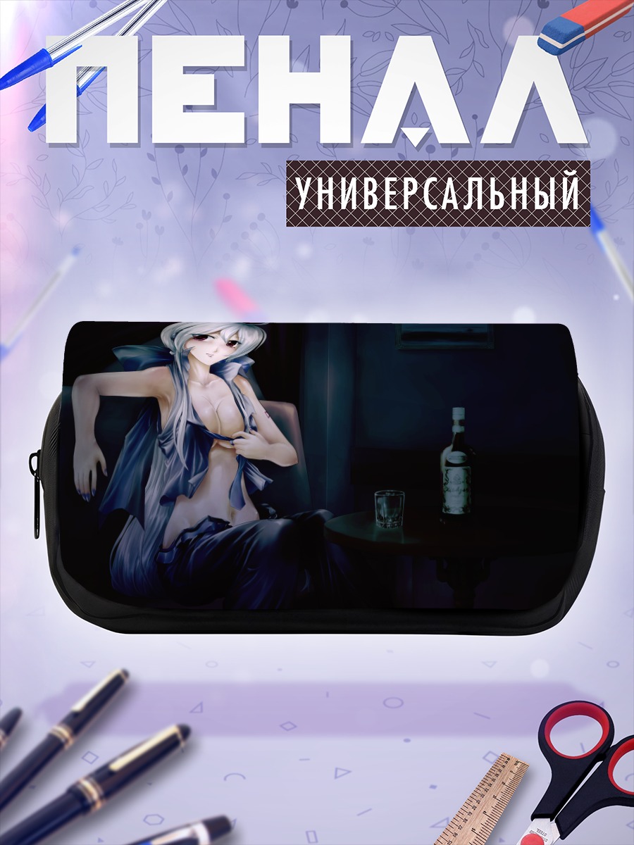 Пенал-косметичка Йованэ Хаку в полумраке