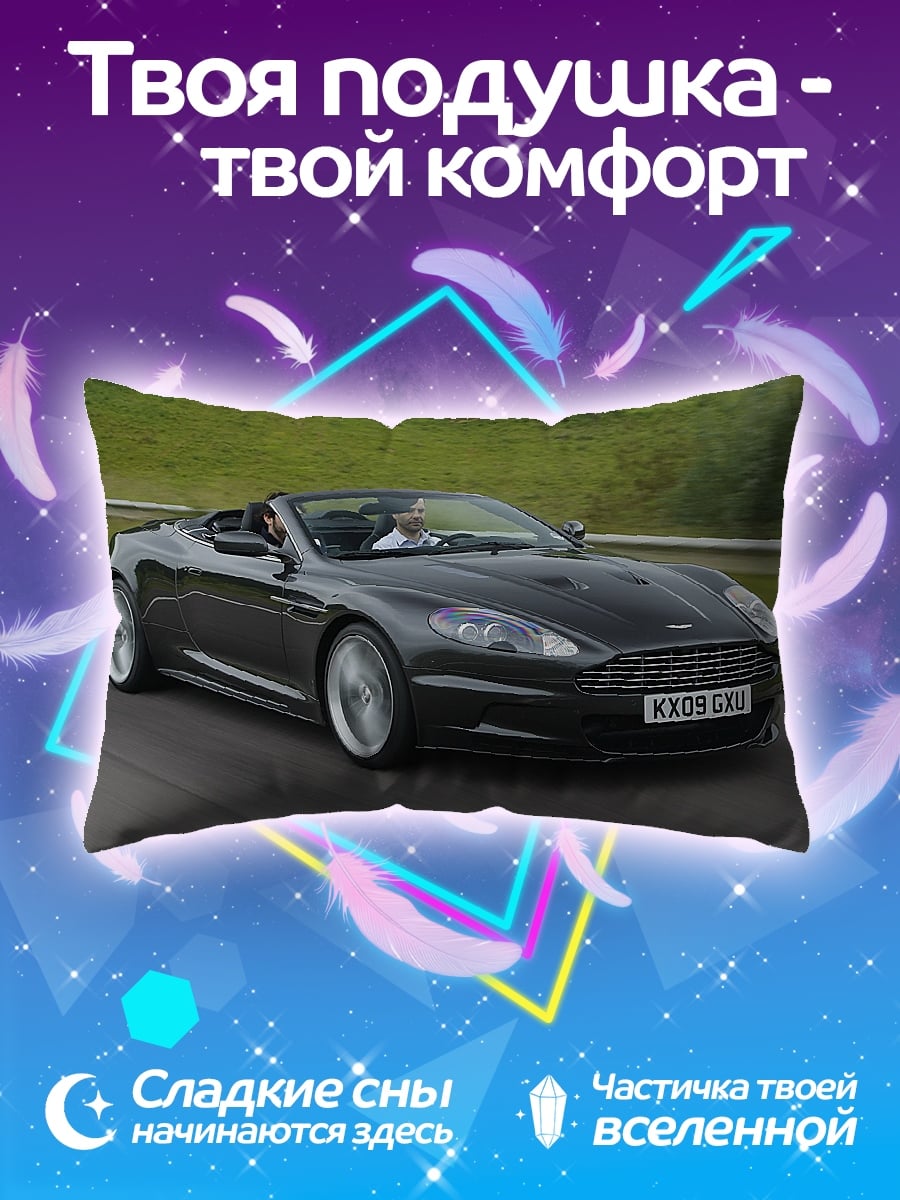 Подушка Черный кабриолет на дороге