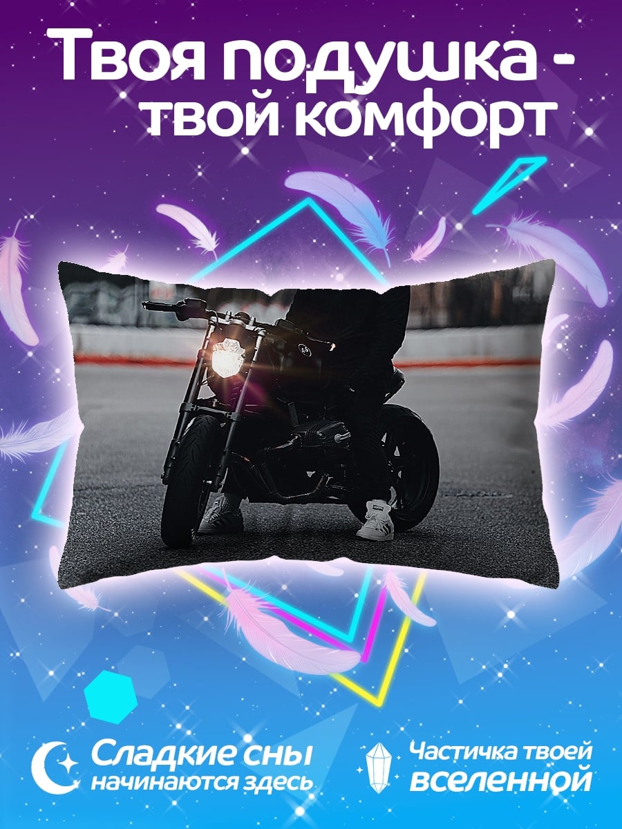 Подушка мотоциклист в шлеме