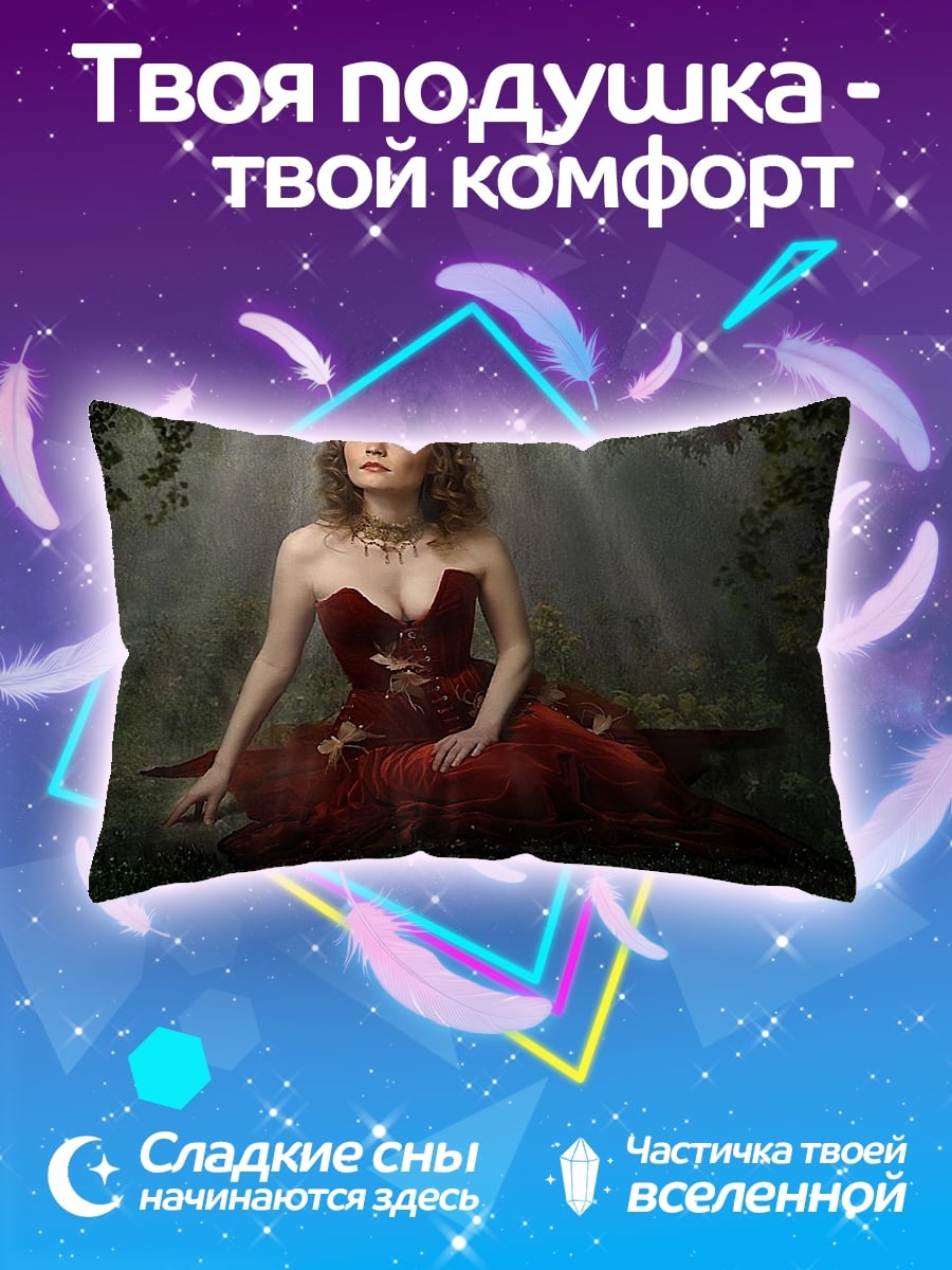 Подушка Девушка в красном