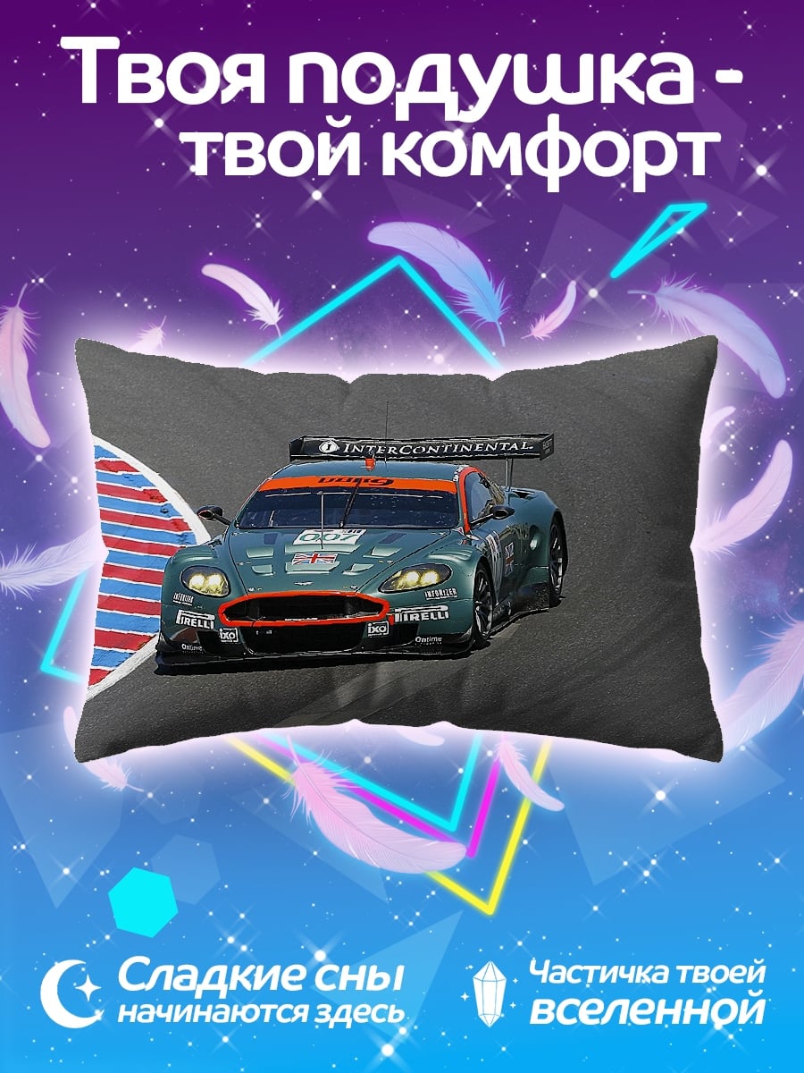 Подушка Гоночный автомобиль на трассе