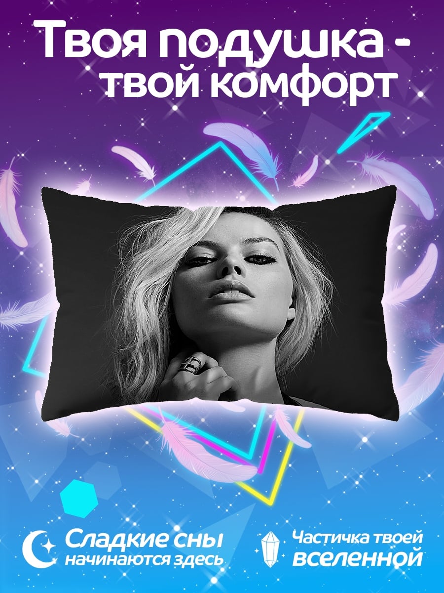 Подушка портрет девушки