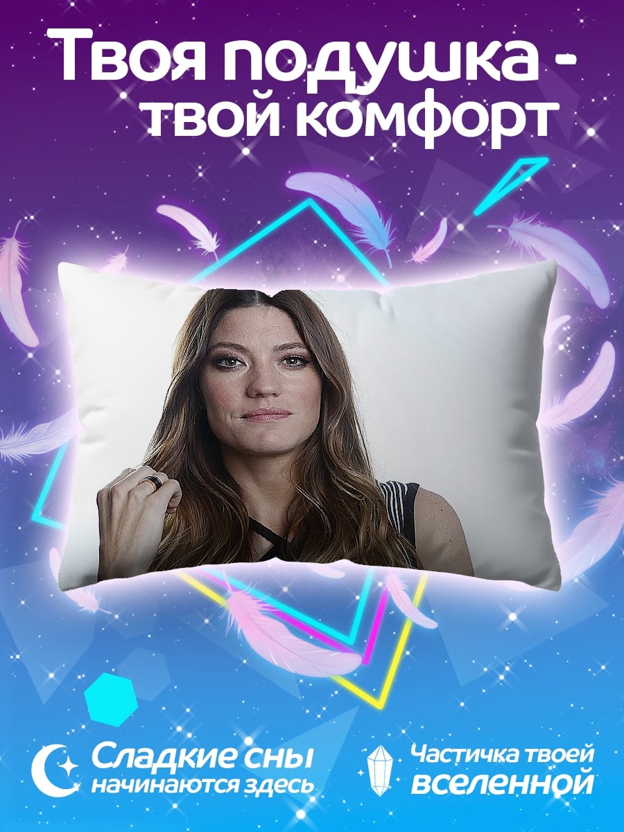 Подушка портрет девушки
